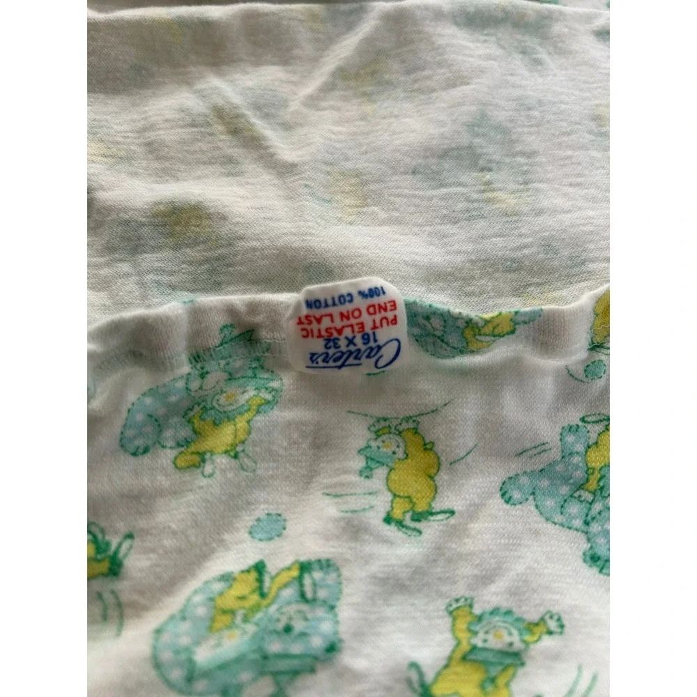 Vintage 90s set of 3 bassinet sheets & 2 matching burp clothes